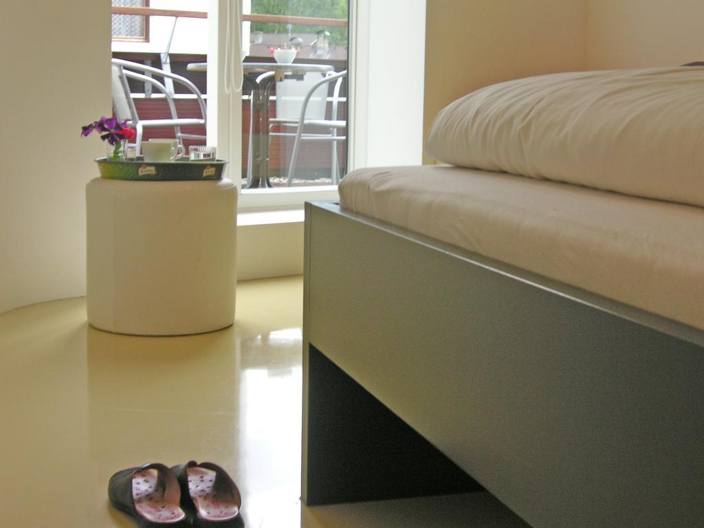 Sun Matrei Design Apartments Matrei in Osttirol Rum bild